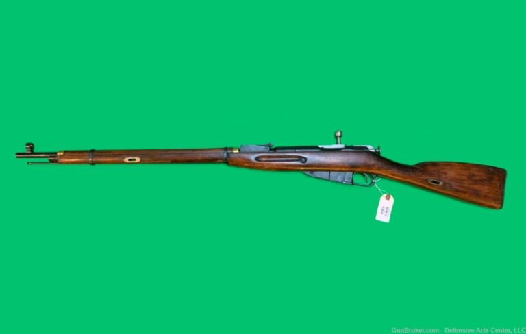 Mosin Nagant M91/30 Rifle with extras